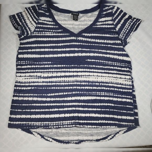 torrid Tops - Torrid Vneck Short Sleeve Striped Tshirt